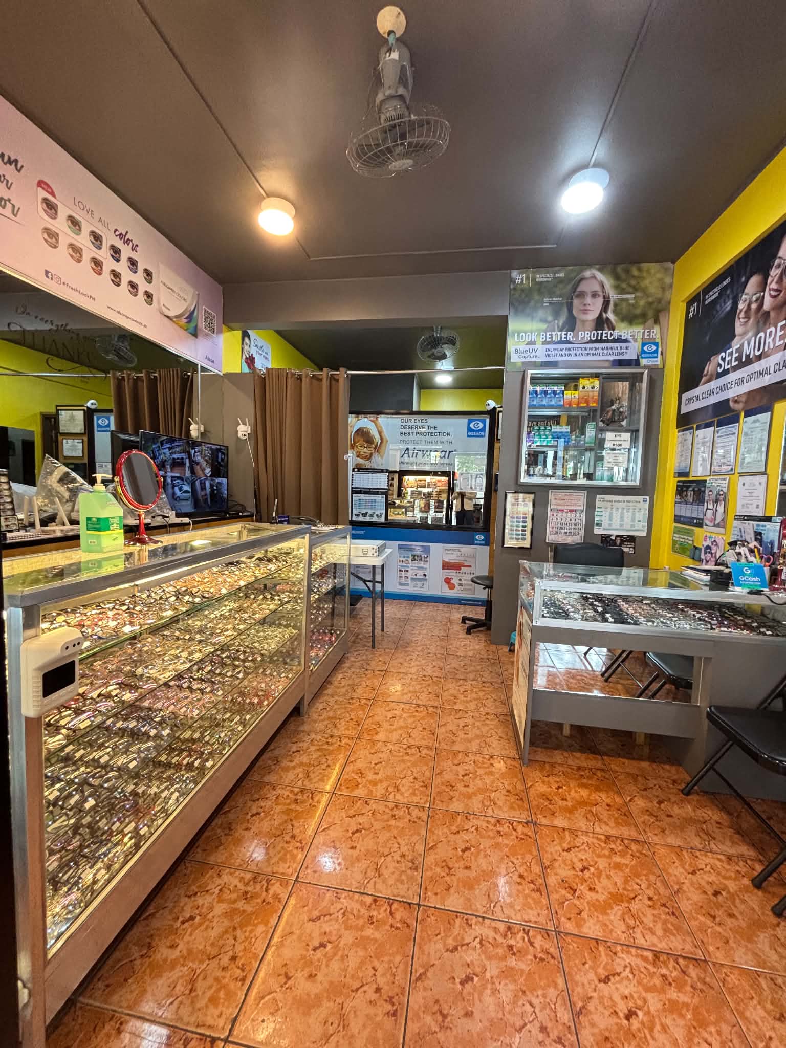 Martizano Optical Clinic photo 7