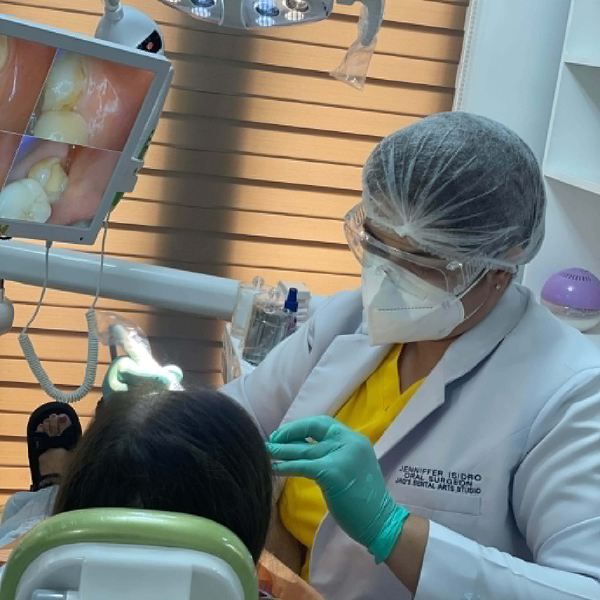 Dr. Jenniffer Isidro photo 2